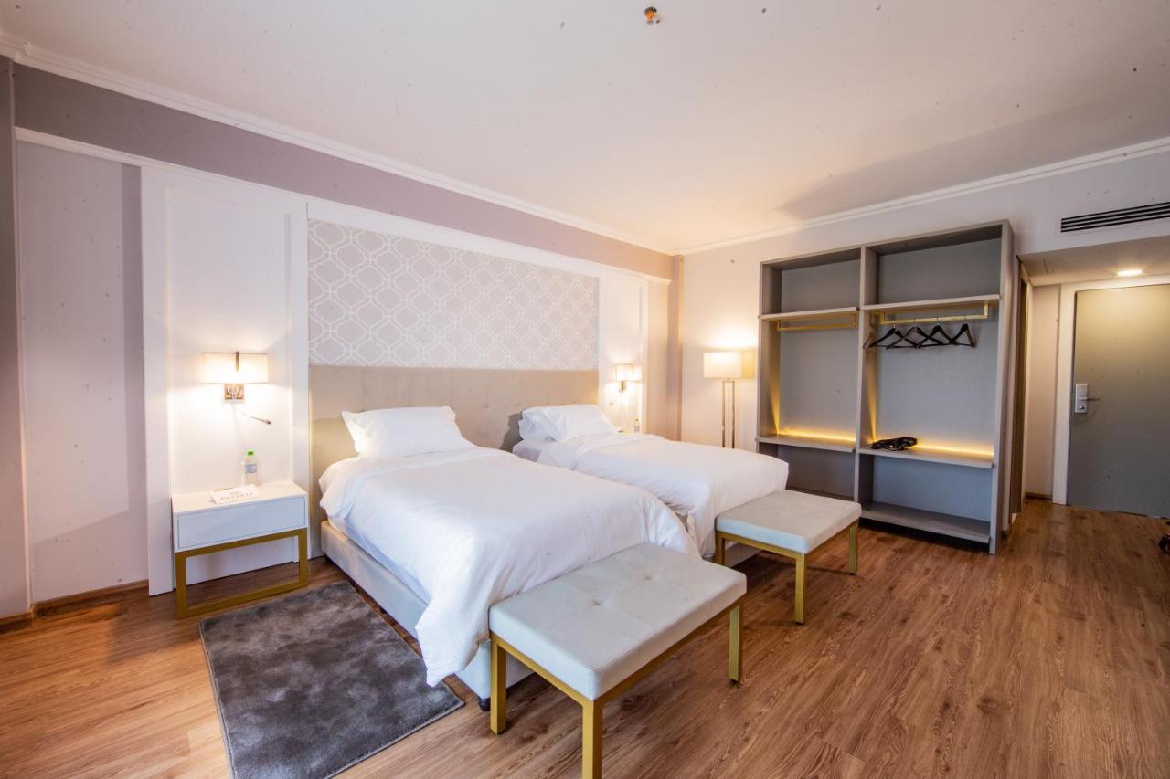Bisinii Boutique Hotel Ciudad del Este Dış mekan fotoğraf