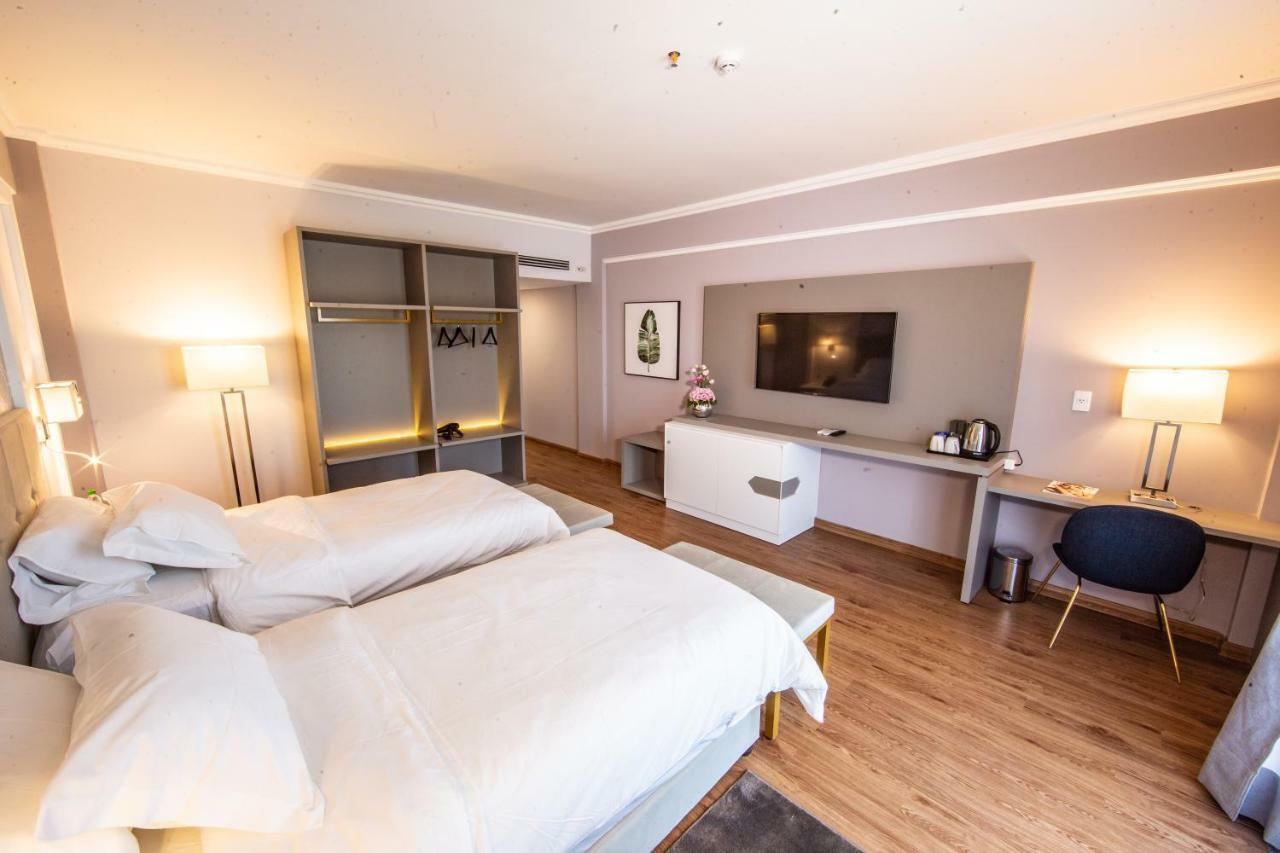 Bisinii Boutique Hotel Ciudad del Este Dış mekan fotoğraf